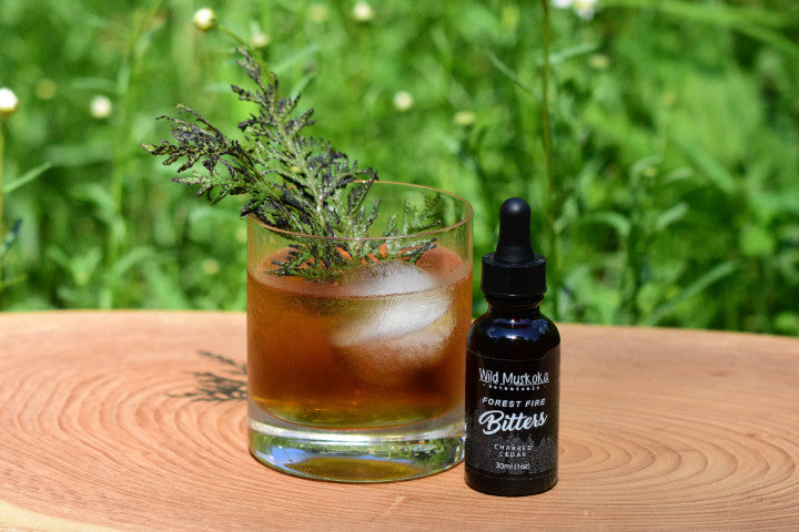 Cocktails with Bitters; Make The Best Cocktails & Zero-Proof Mocktails